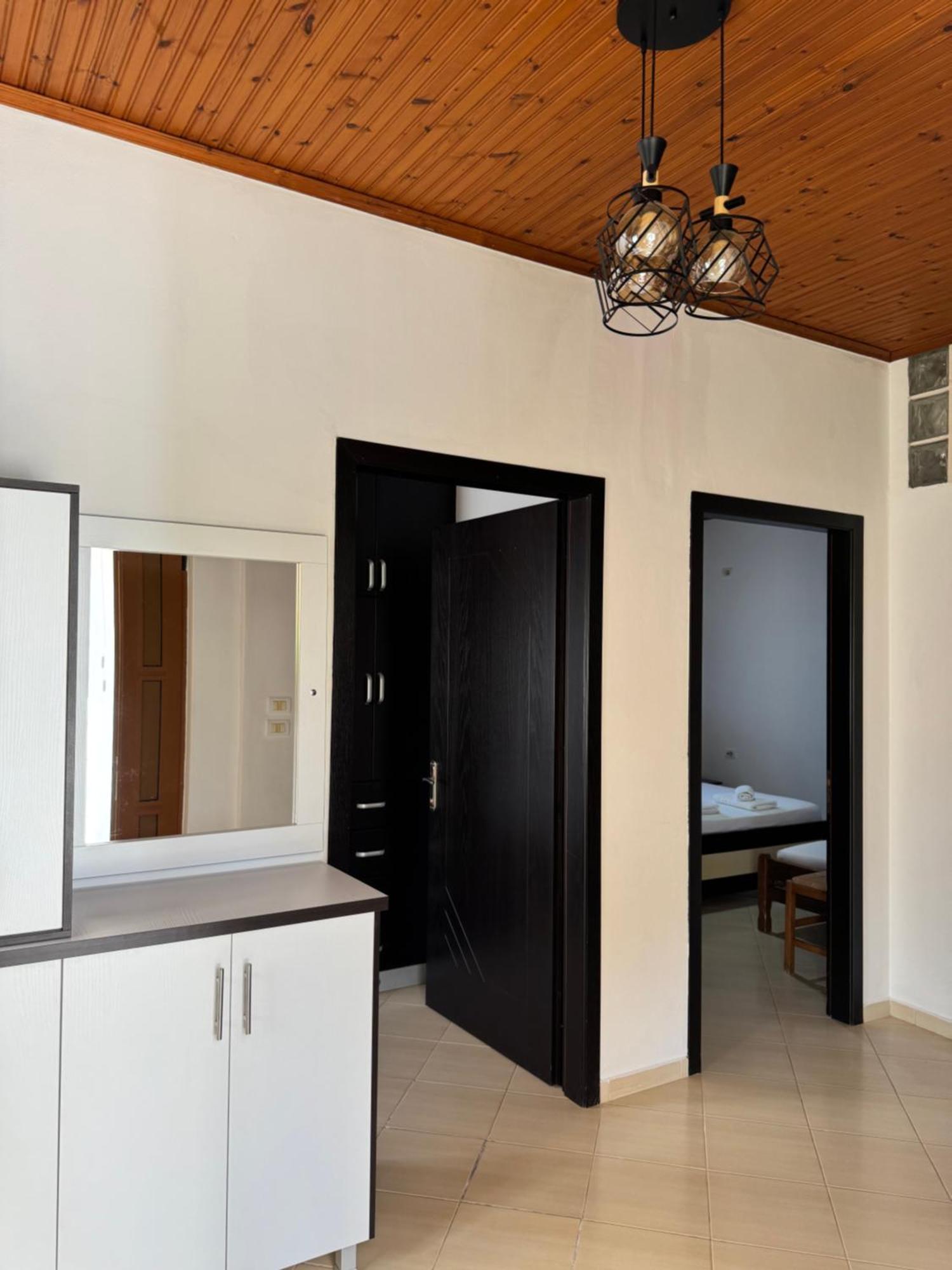 Guesthouse Aleks Ксамил Экстерьер фото