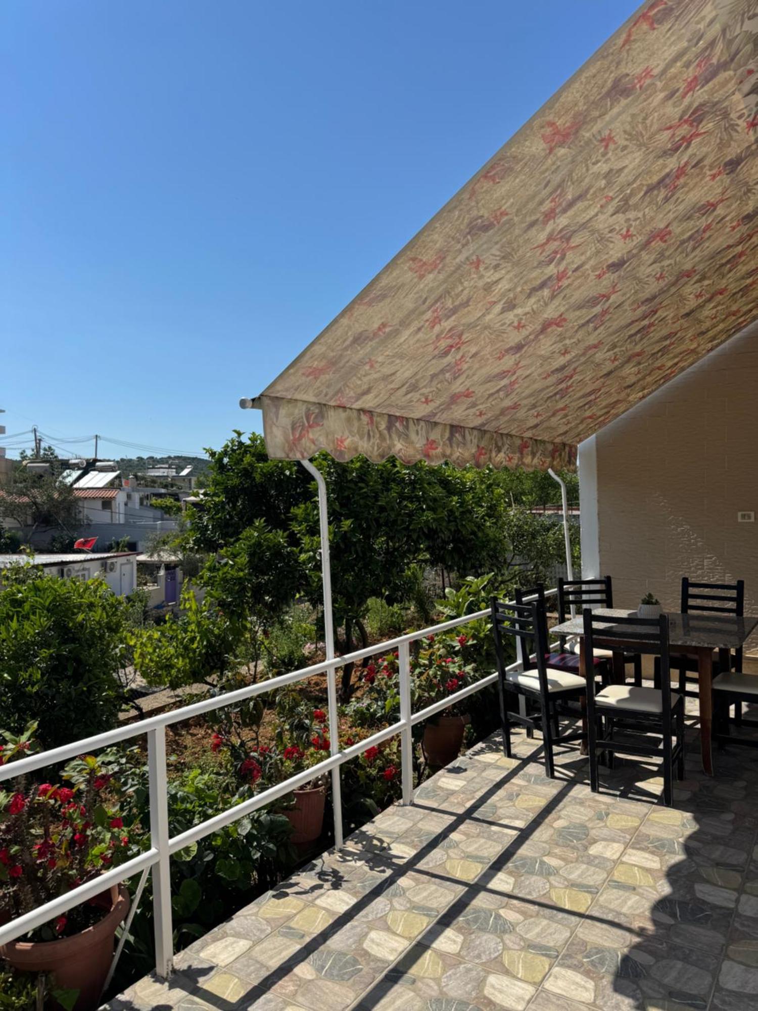 Guesthouse Aleks Ксамил Экстерьер фото